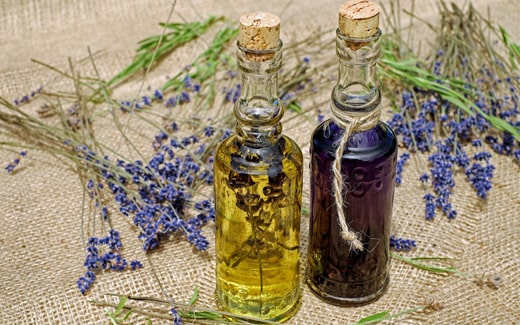 Aromatherapie für Körper & Seele